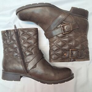 Comfortiva Women's Quilted Leather Brown Ankle Zip Up Combat Boots  Size 9.5
